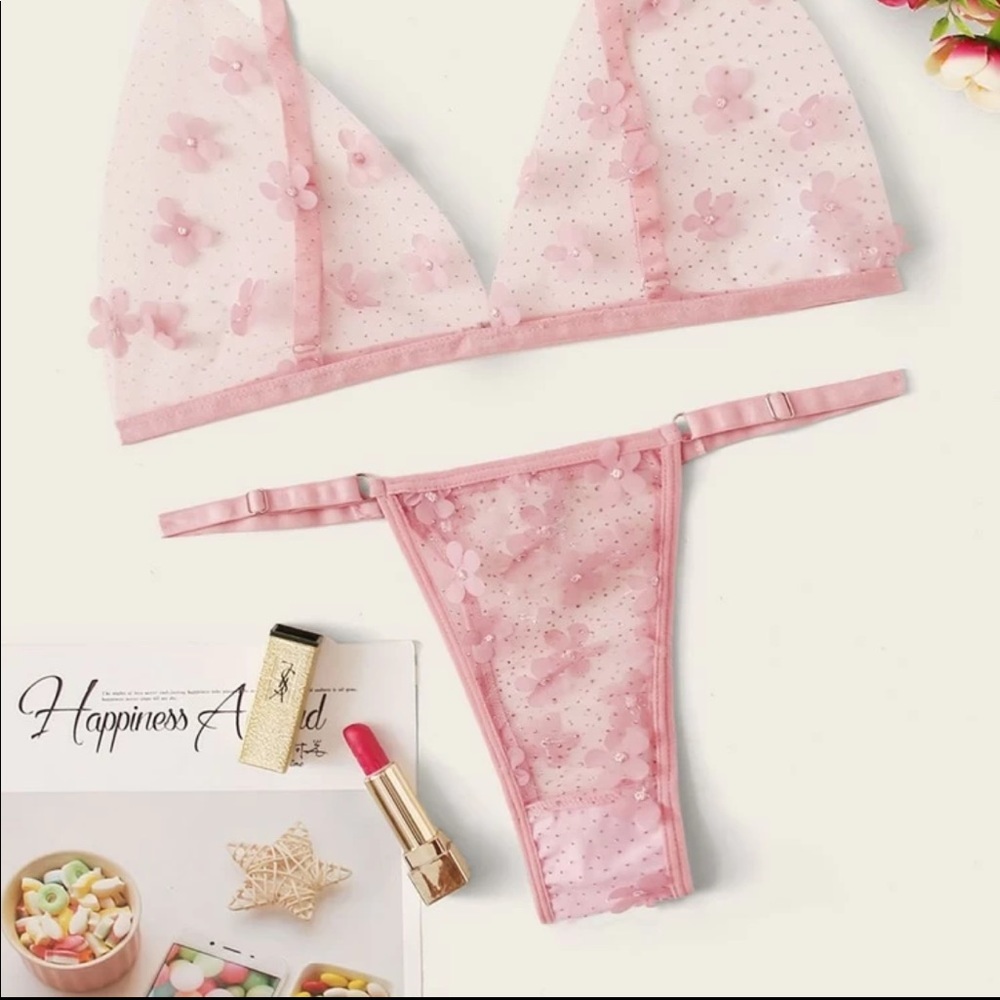NWT Shein: Beautiful Embroidered Pink Flower Lingere - Picture 2 of 10